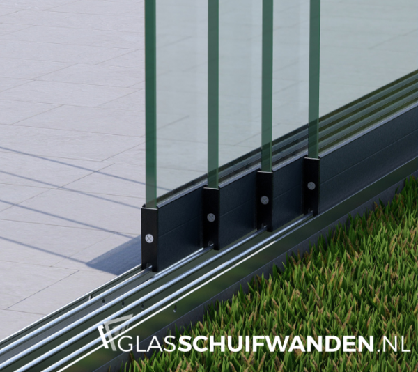 4 Rail Glazen Schuifwand Antraciet Van 392 Cm Breed Met Een Totale